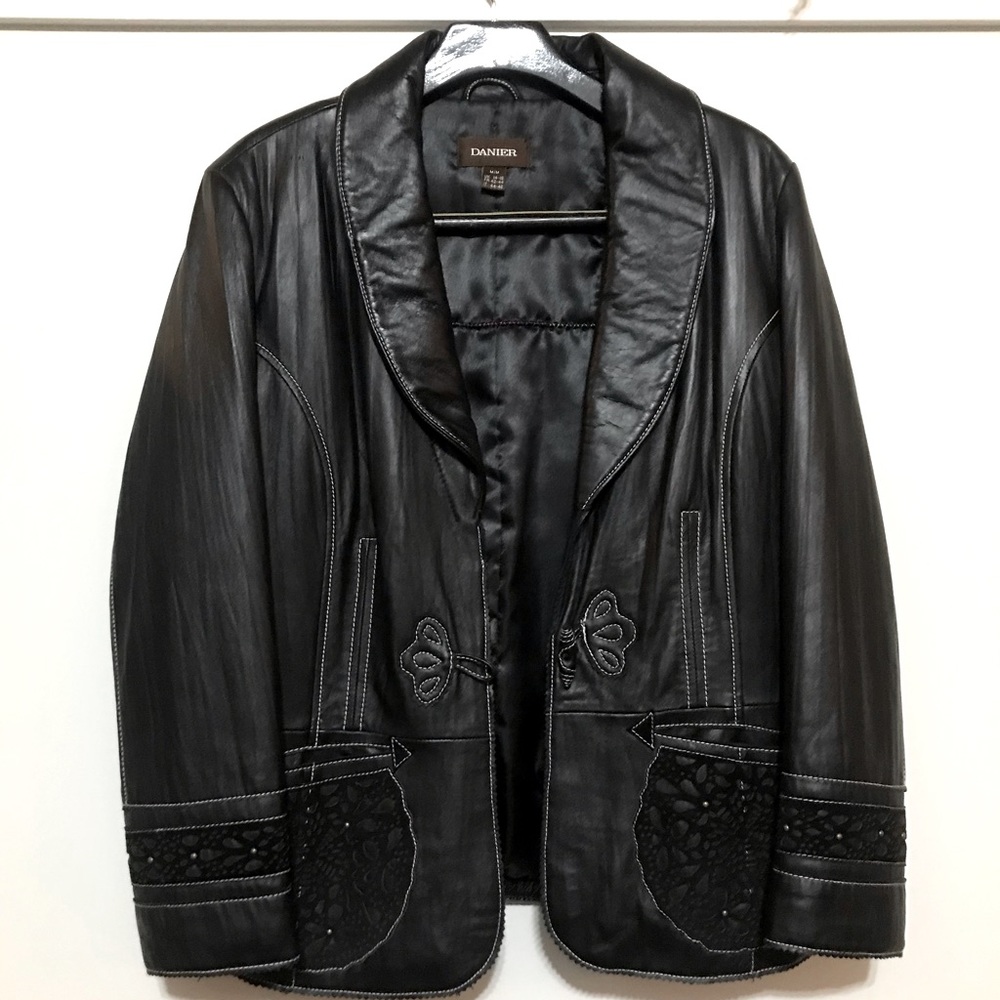 Danier | NWOT black leather jacket